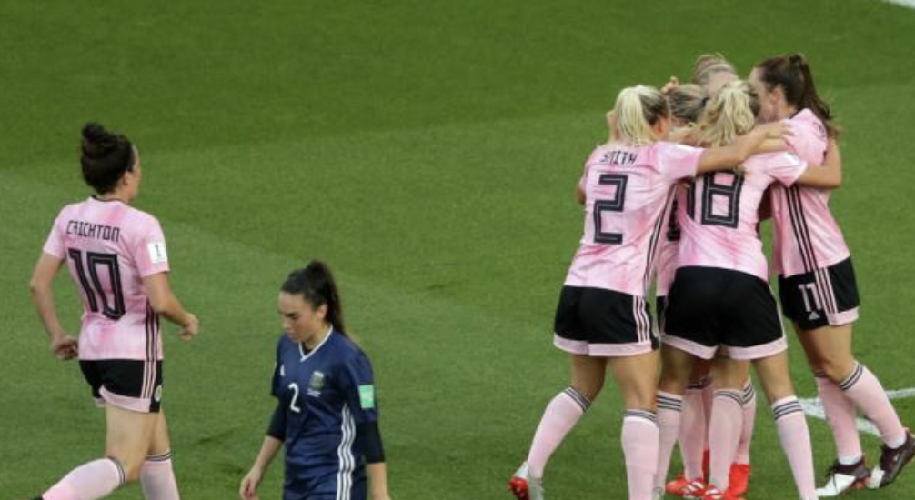 阿根廷女足第1分 中国女足6比0胜阿根廷